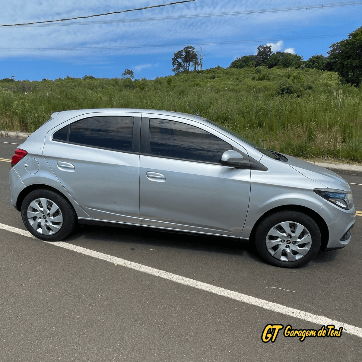 Chevrolet Onix miniatura 2