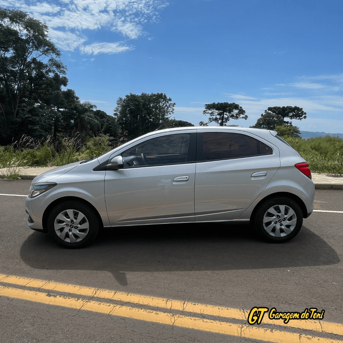 Chevrolet Onix miniatura 8