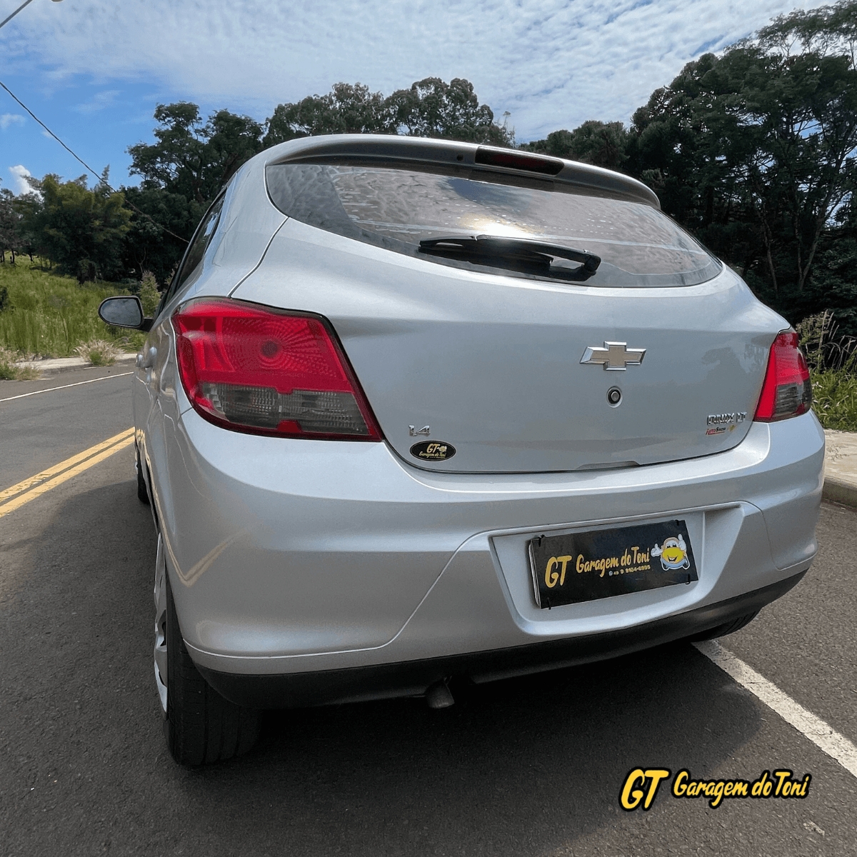 Chevrolet Onix miniatura 10